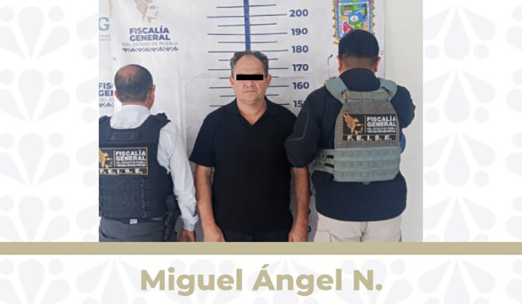 Aprehendió la FGE en el Aeropuerto Internacional de la CDMX a presunto responsable de extorsión