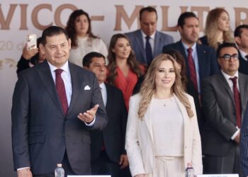 Desde Puebla se defiende con firmeza a la presidenta y la soberanía, con los principios de la 4T