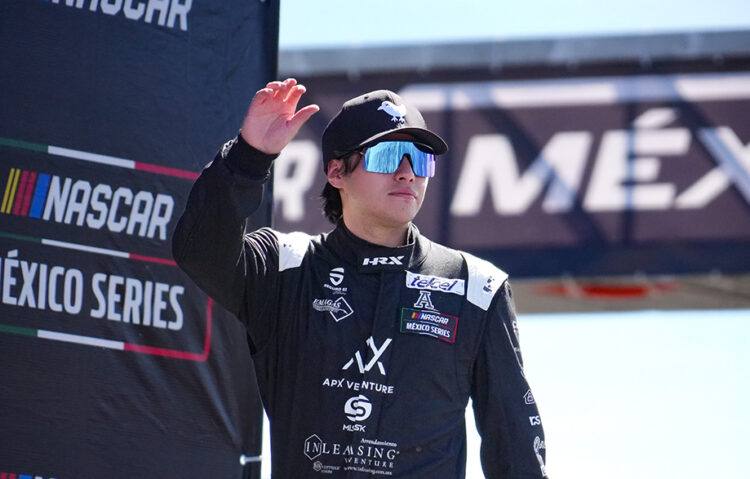 Alonso Salinas culminó como segundo mejor novato en Challenge Series