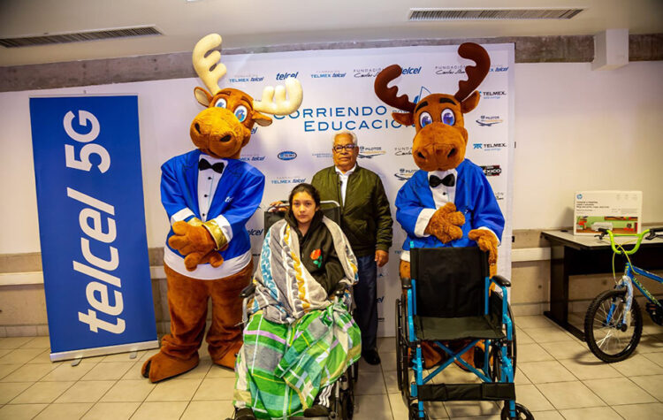 Apoya DIF Puebla Capital y Fundación Telcel-Telmex a personas con discapacidad