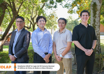 Estudiantes de la UDLAP triunfaron en concurso nacional de estructuras sometidas a sismos