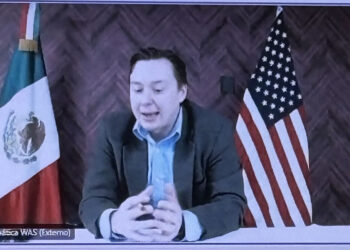 Comunidad IBERO Puebla conversa con el Cónsul de México en Washington