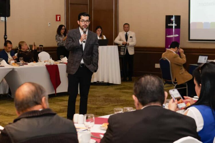 Promociona Gobierno de la Ciudad a Puebla ante la industria turística de Jalisco
