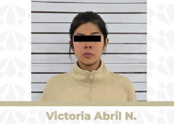 Detiene FGE a mujer investigada por presunto robo de vehículo tras suministrar sustancias químicas a la víctima