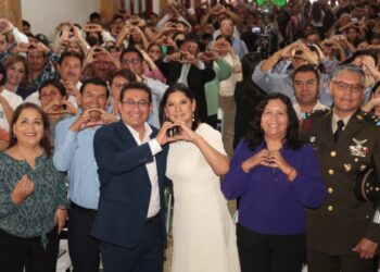 Presenta diputada Ana Lilia Tepole Armenta su Primer Informe de Actividades Legislativas