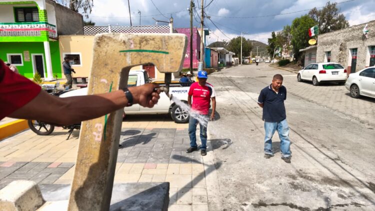 Plaza cívica vuelve a ser el corazón de Santa María Techachalco