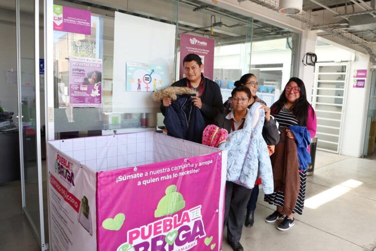 Exhorta Centro de Día del DIF Puebla Capital a sumarse a donar chamarras en esta época invernal