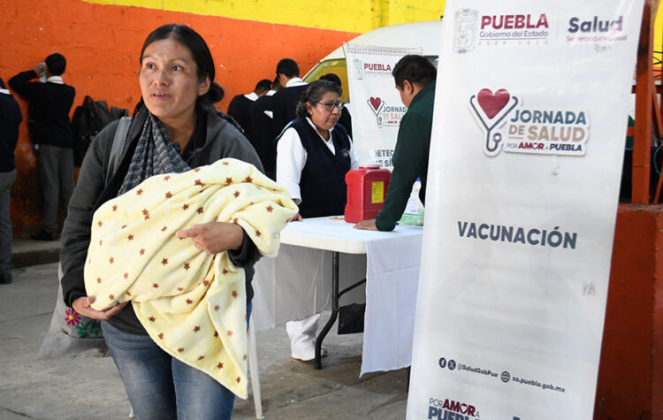 Cirugías gratuitas llegan por primera vez a Ahuacatlán con quirófano itinerante