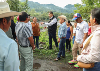 Gobierno del Estado de Puebla brinda atención oportuna a afectados por frente frío 16 en sierra norte