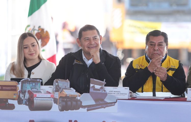 Con voluntad y compromiso, cambiamos el modelo de hacer obra pública: Armenta