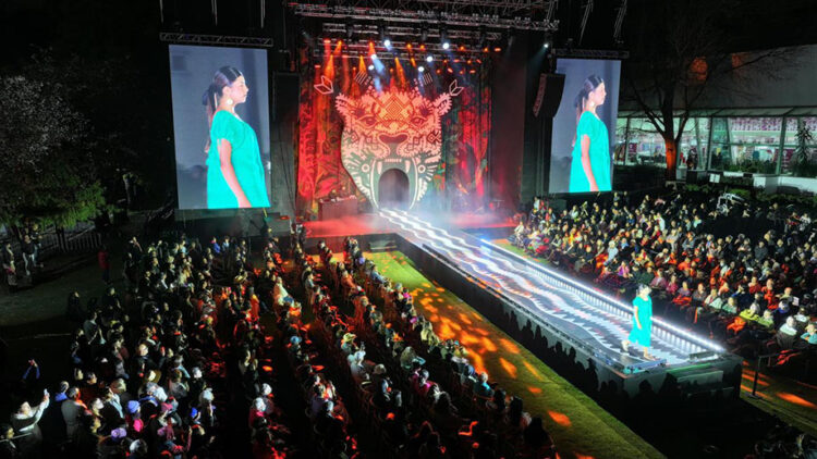 Alrededor de 440 mil personas visitaron original 2025. Encuentro de arte textil mexicano