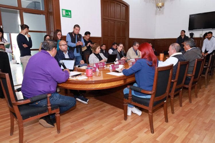 Detalla Comisión de Infraestructura avances en obra, servicios públicos y del programa de Estacionamiento Rotativo