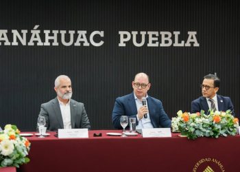 Anáhuac Puebla y CNET sellan convenio para fortalecer la competitividad turística del país