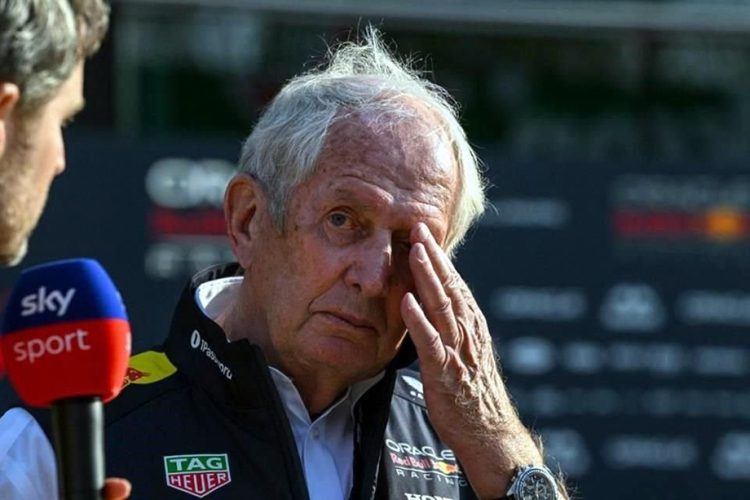 El mayor critico de “Checo” Helmut quedó oficialmente finalmente fuera de Red Bull