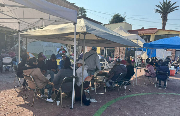 Continúan protestas en Palacio Municipal de Tecámac por ola de despidos injustificados