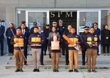 Equipa Lupita Cuautle a Policía y Protección Civil de San Andrés Cholula