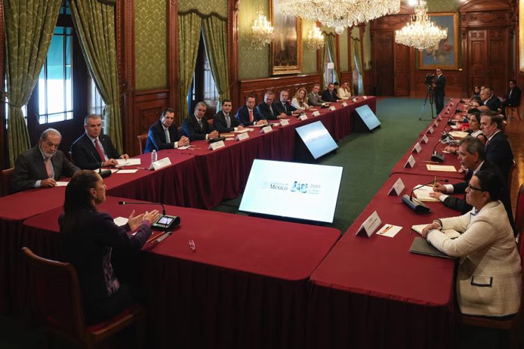 Se reúne Sheinbaum con empresarios para crear un Consejo que promueva inversiones