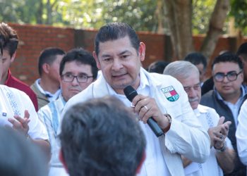 Gobernador Armenta refrenda apoyo a microrregión de Xicotepec y supervisa avance de obras