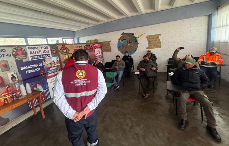 Gobierno de Puebla fortalece respuesta integral en combate de incendios