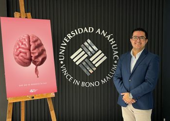 Cartel sobre salud mental de la Anáhuac Puebla destaca en bienal internacional