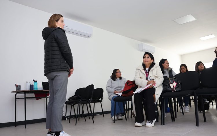 SEDIF acompaña a padres de familia para una crianza responsable y con futuro