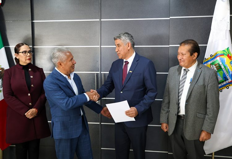 Asume José Manuel Hernández Ramón rectoría de la USEP