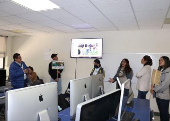Recibe UTH a cientos de aspirantes en su jornada de puertas abiertas