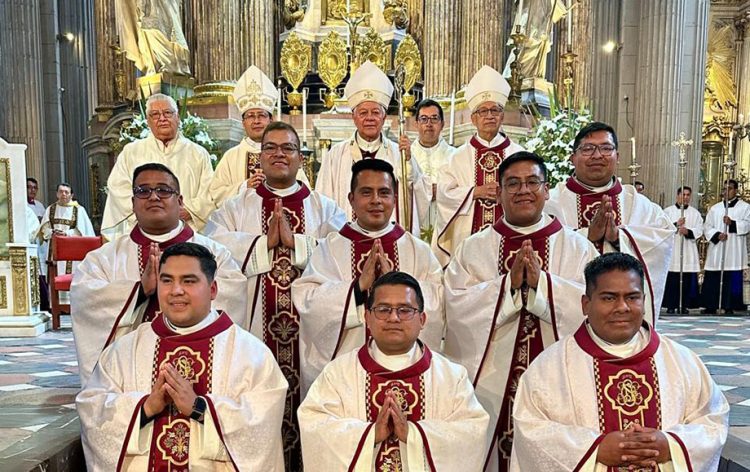 Ordenación de 8 nuevos sacerdotes para la Arquidiócesis Angelopolitana