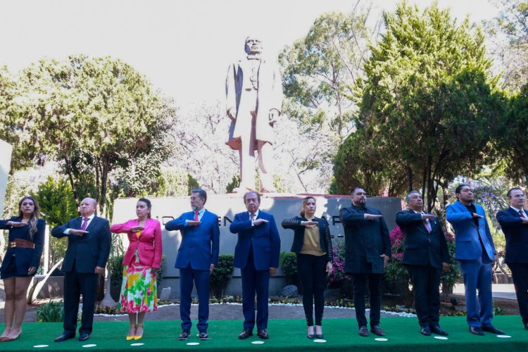 Conmemora Gobierno del Estado natalicio de Benito Juárez