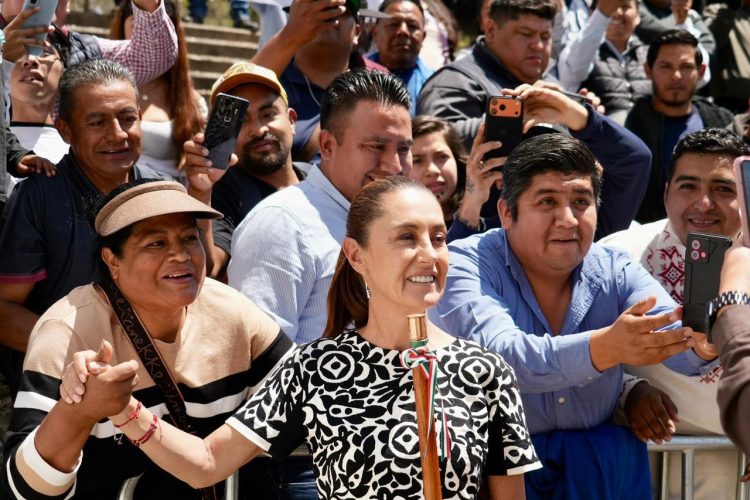 En el 220 aniversario del natalicio de Benito Juárez, presidenta Sheinbaum firma decreto que reconoce a Margarita Maza como embajadora histórica