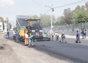 Gobierno de Puebla intensifica rehabilitación en 24 Sur y Bulevar Niño Poblano