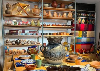 La Secretaría de Cultura del Gobierno de México inaugura una nueva tienda FONART en el Ateneo Peninsular de Mérida, Yucatán
