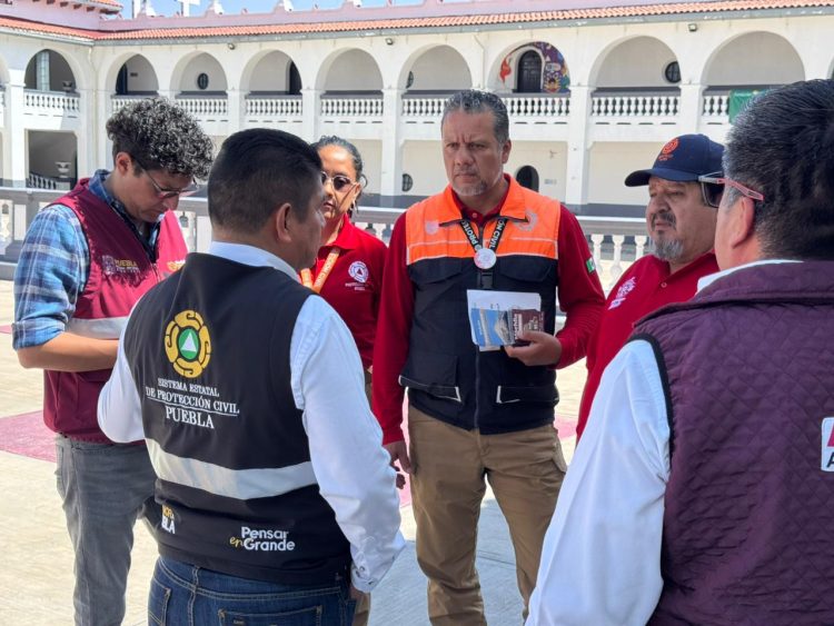 Gobierno de Puebla supervisa rutas de evacuación del volcán Popocatépetl