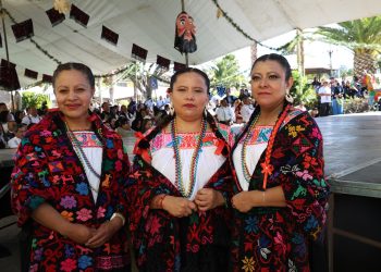Reconoce SEP dedicación de docentes en comunidades originarias de Puebla