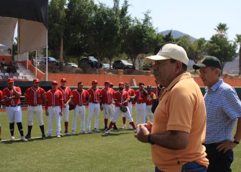 Edil de Teco inaugura encuentros de beisbol