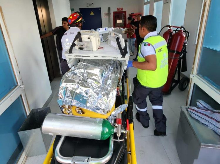 Ambulancia aérea permite asistencia inmediata a mujer y su hijo accidentados en Pantepec