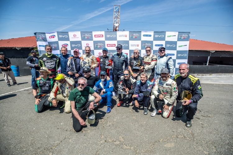 Rompe récord de participantes la Vintage Fórmula Ford en Querétaro