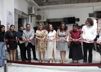 Inaugura Coordinación de las Regidurías exposición pictórica “Puebla en Mirada de Mujer”