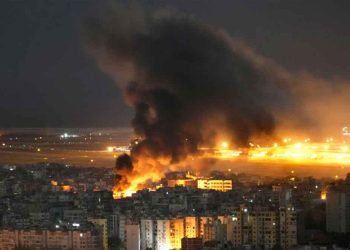 Libaneses huyen tras ataques aéreos en Beirut