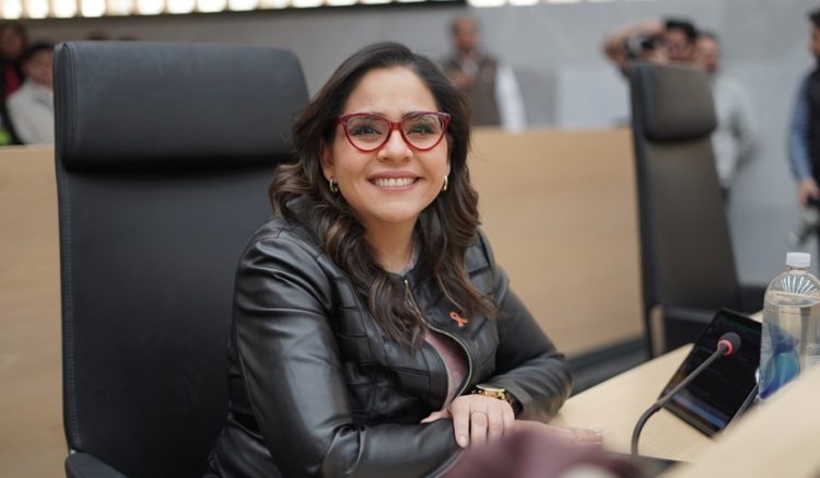 Presenta la diputada Guadalupe Vargas exhorto para detectar oportunamente la miasis ocasionada por el gusano barrenador