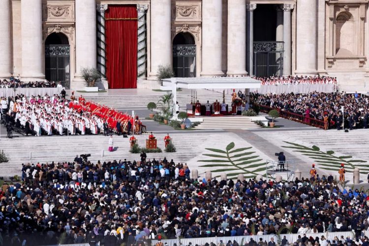 León XIV exhorta a deponer las armas y alto a la guerra