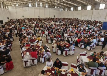 Omar Muñoz celebra el Día de la Familia con gran participación 