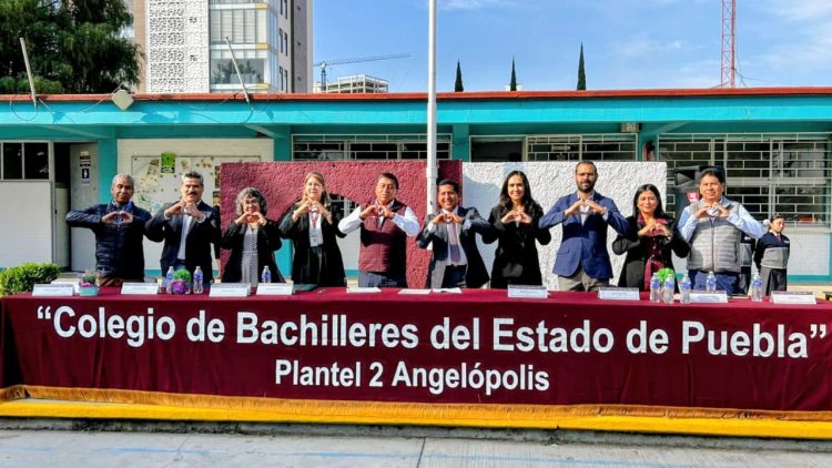 COBAEP y Universidad Metropolitana firman alianza para impulsar el talento poblano