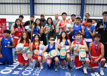 Reconocen “La Bonita” y “El Chelis” a participantes de Torneo “Ídolo Poblano 2026”