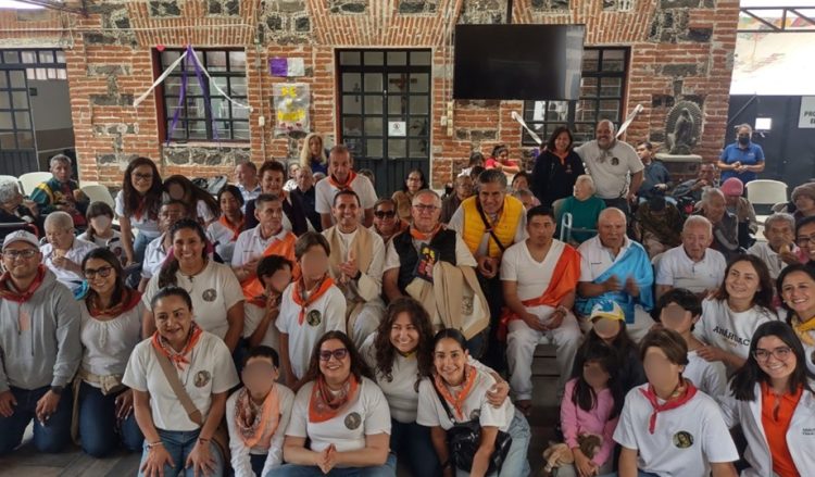Misiones Urbanas de la Anáhuac activa jornada de voluntariado en hospitales y asilos durante Semana Santa
