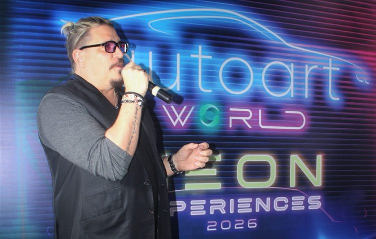 Gran expectativa en Puebla por el Autoart World»Neon Experience»