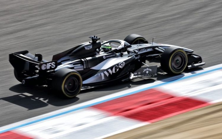 Cadillac trabaja en sus autos para llegar con mejoras al GP de Miami