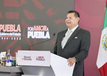 El Gobernador Alejandro Armenta defiende el Cablebús; “será sustentable y sin tala de árboles”