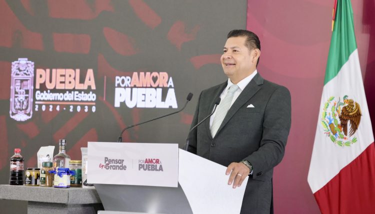 El Gobernador Alejandro Armenta defiende el Cablebús; “será sustentable y sin tala de árboles”