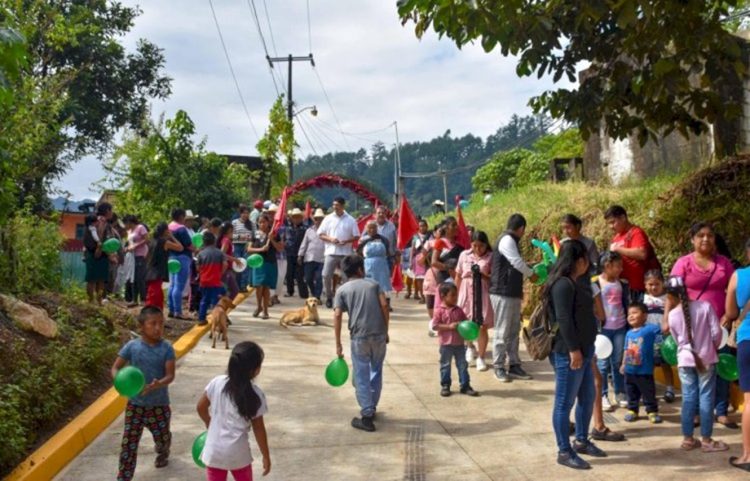 Muestra educación nuestro desarrollo: edil huitzilteco 